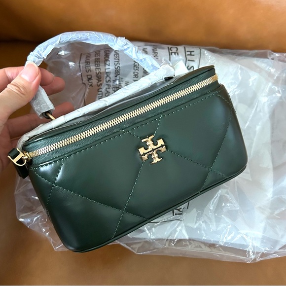Tory Burch Kira Diamond Quilted Leather Vanity Bag - Picture 1 of 13